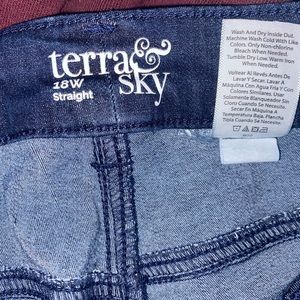 Woman’s jeans size 16-18